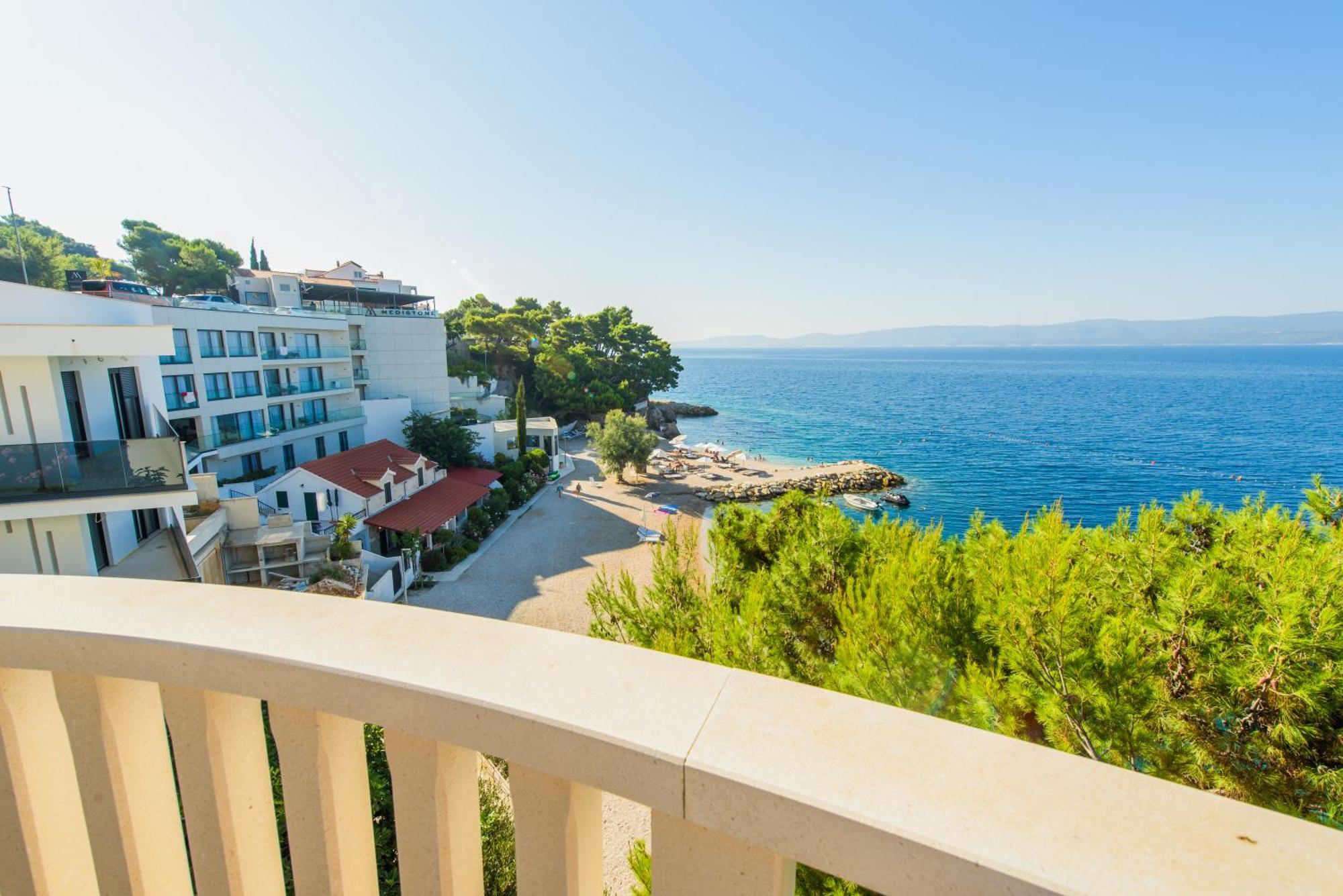 More Medici Apartments Омиш Экстерьер фото