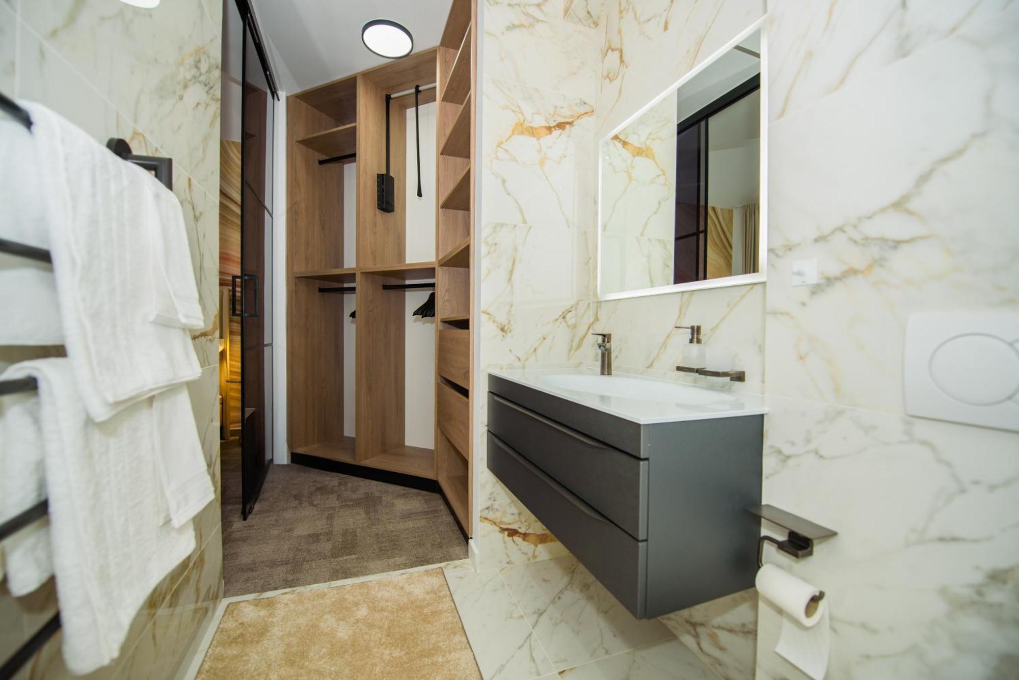 More Medici Apartments Омиш Экстерьер фото