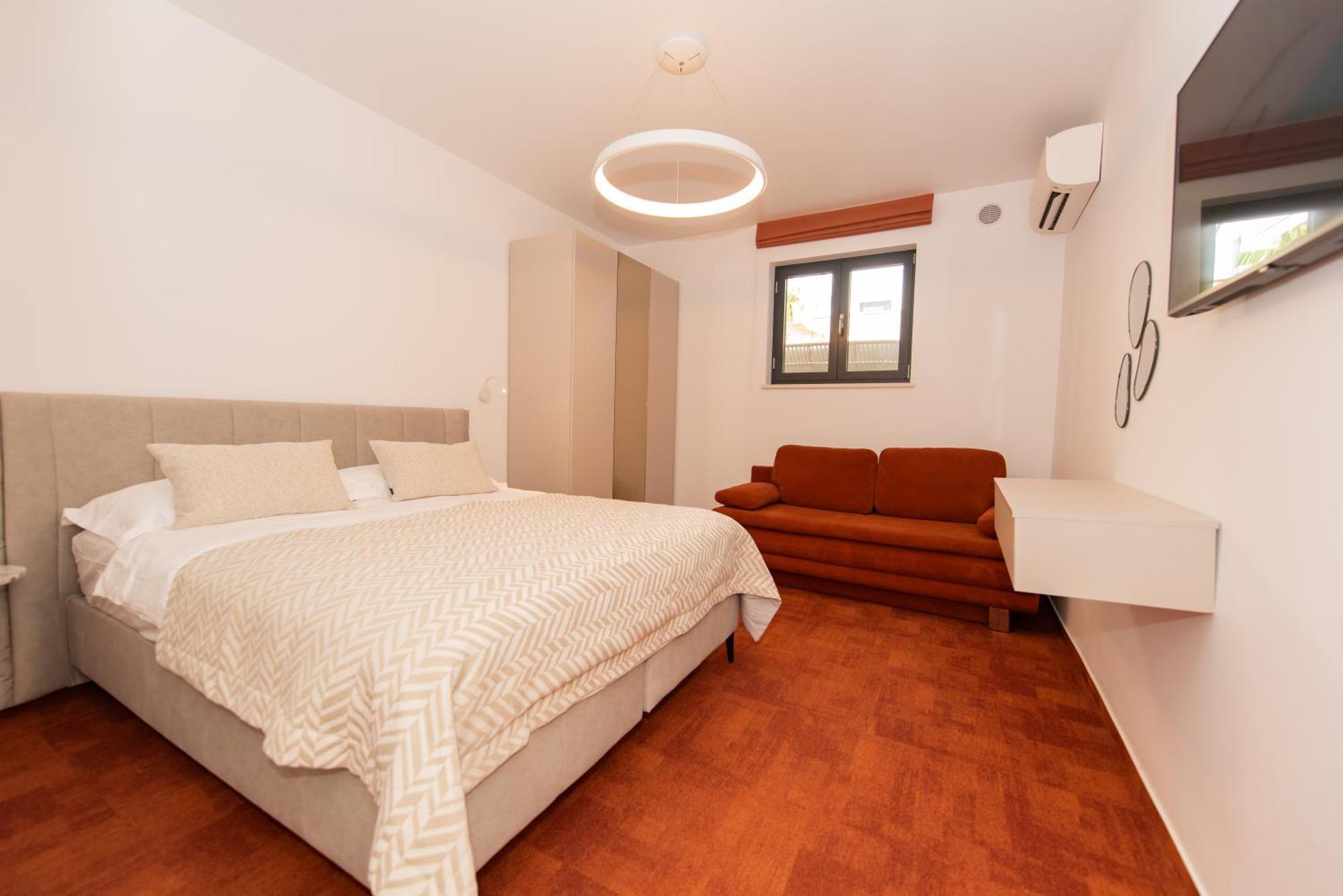More Medici Apartments Омиш Экстерьер фото